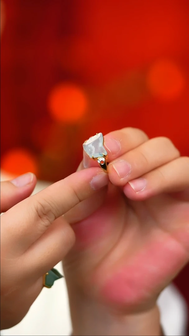 银S925镶嵌戒指翡翠新款