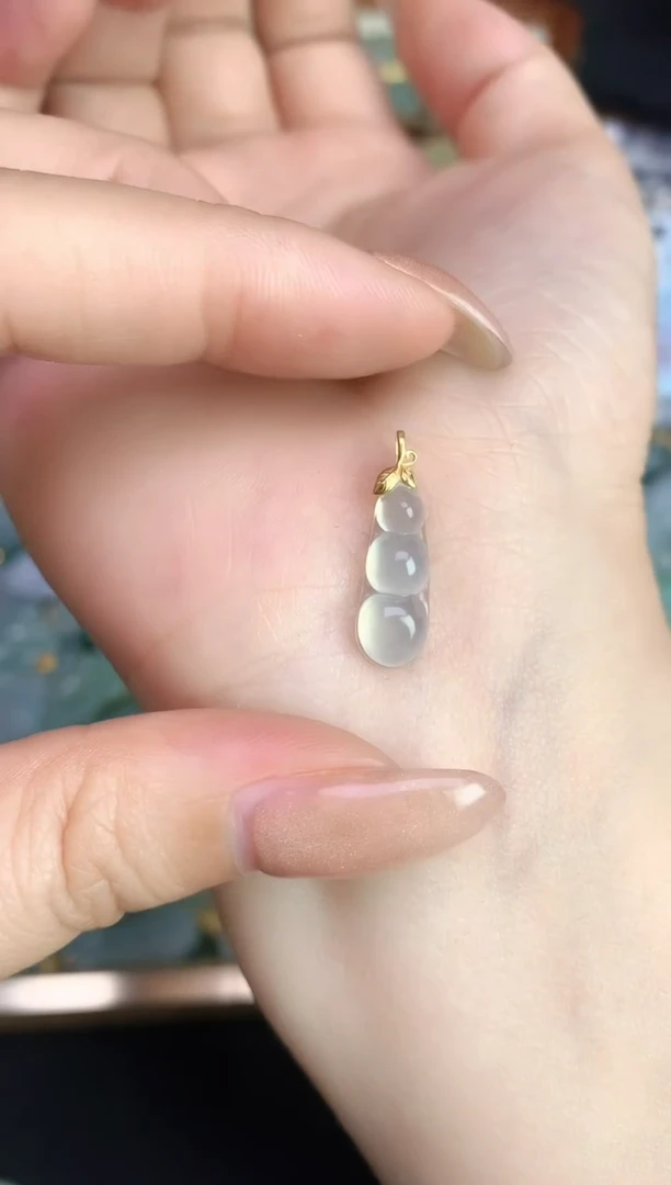 颈饰18K金镶嵌翡翠25112003