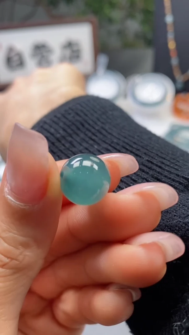 【闪购商品】翡翠颈饰未镶嵌0062254597