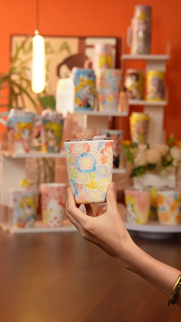 景德镇手工手绘文创陶瓷杯