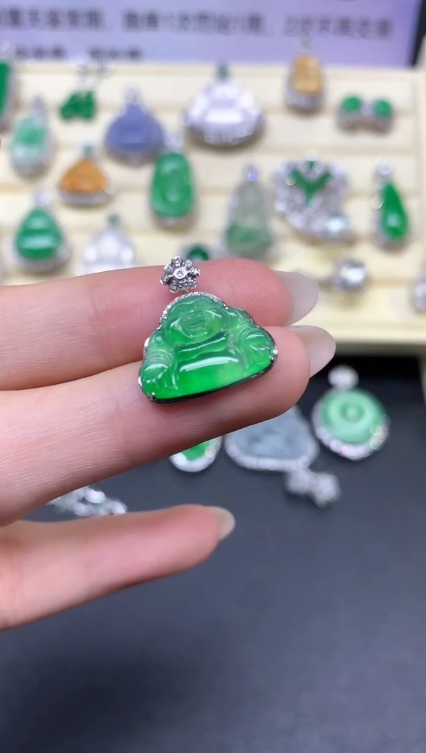 【闪购商品】翡翠吊坠(不含链)18K金镶嵌吊坠|3550+355