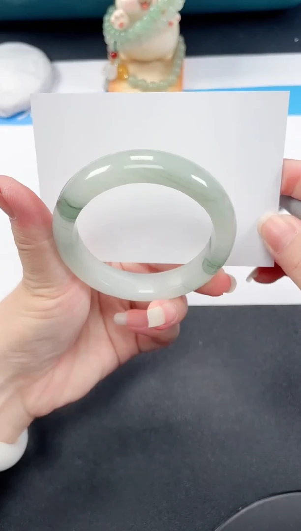 石英质玉手镯未镶嵌148-52.5