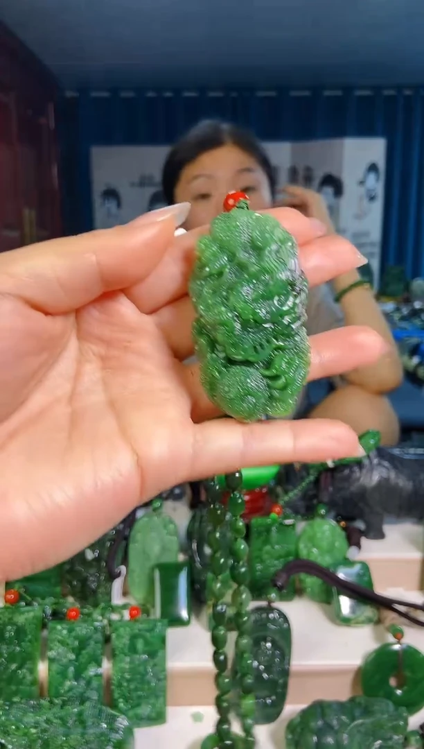 和田玉未镶嵌挂件1