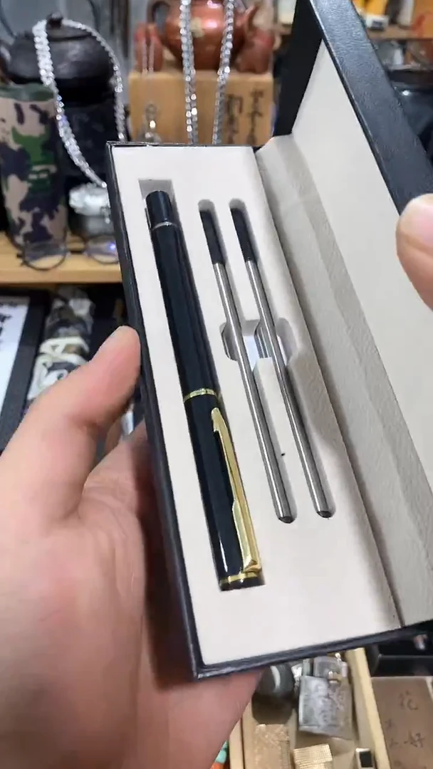 瓷片闪购商品  如图所示