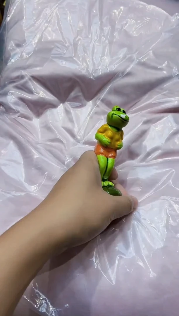 .全球寻宝高端瓷儿