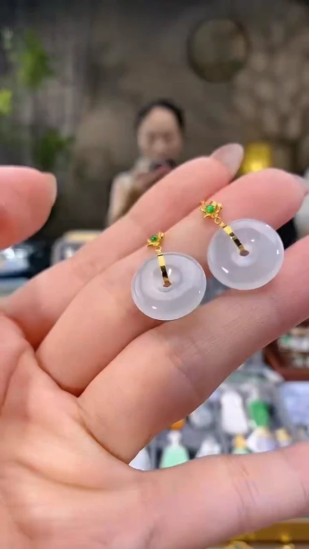吊坠(不含链)18K金镶嵌翡翠耳饰一对