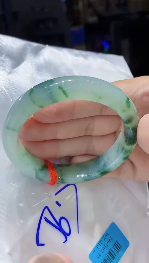 未镶嵌手镯翡翠翡翠手镯56.7