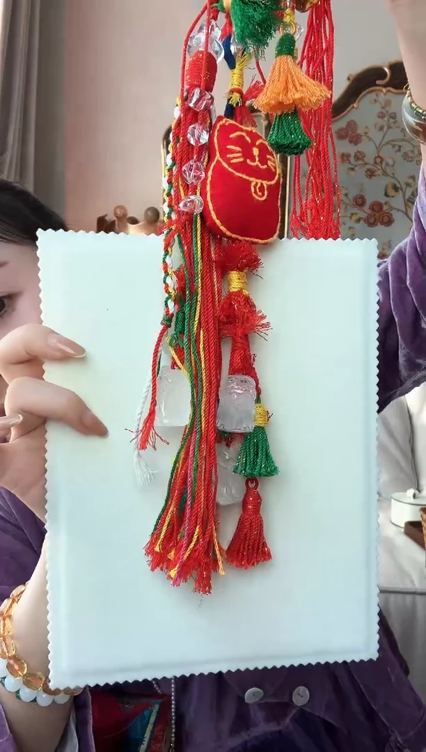 【闪购商品】水晶车挂未镶嵌红色白水晶扎基车挂