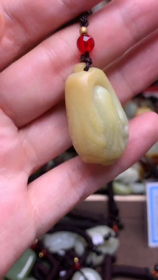 颈饰未镶嵌和田玉新疆料青海料清水和田玉吊坠