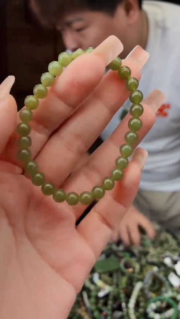 和田玉未镶嵌颈饰拍一发一