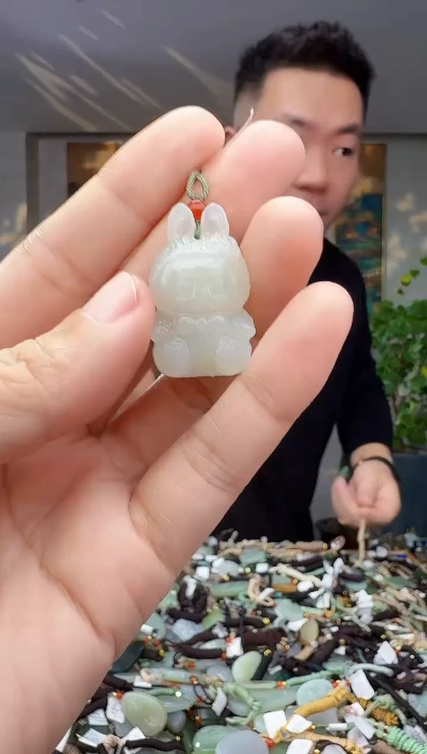 未镶嵌和田玉挂件拍一发一