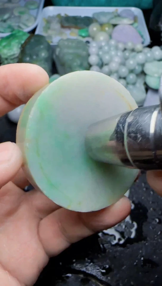 颈饰未镶嵌翡翠钦082