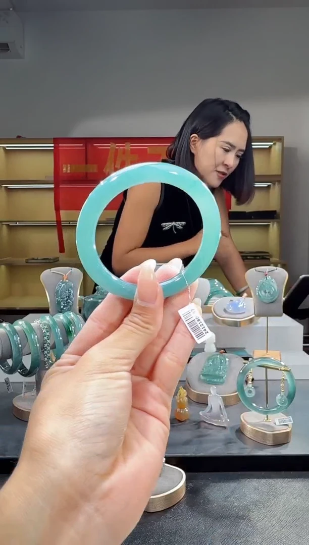 未镶嵌手镯翡翠56圈