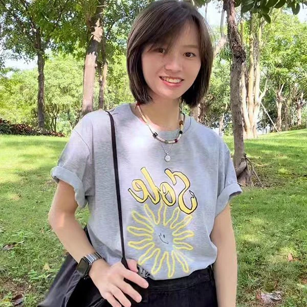2025夏季巨好看设计感上衣韩系设计感花灰色笑脸字母印花短袖T恤