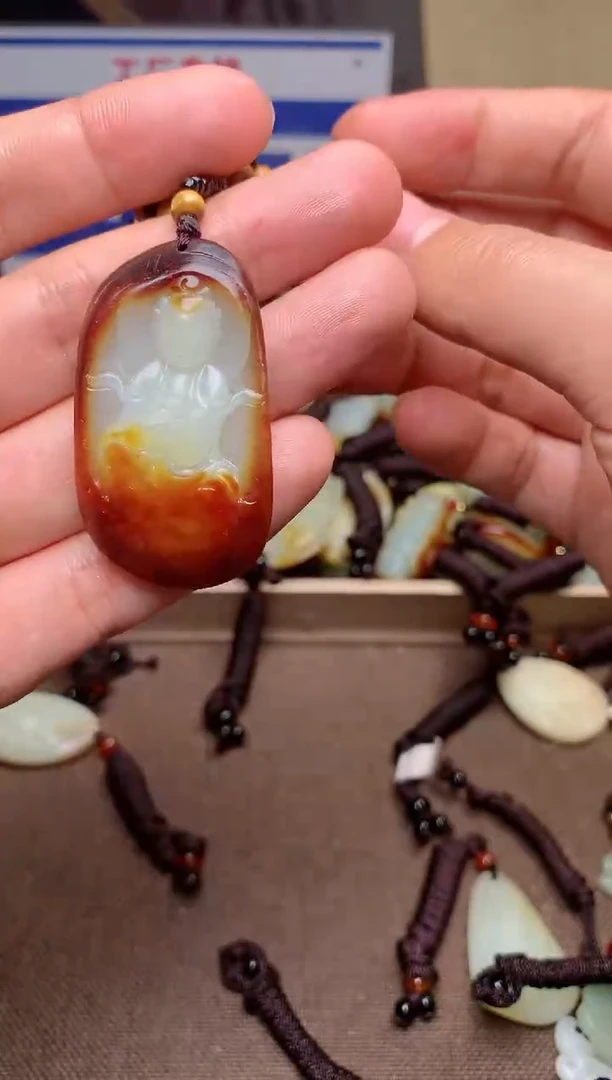 【闪购商品】和田玉颈饰未镶嵌1