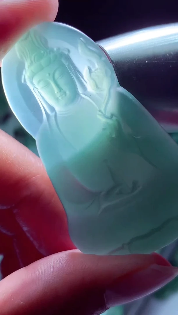 未镶嵌定制翡翠无*?翡翠毛货定制