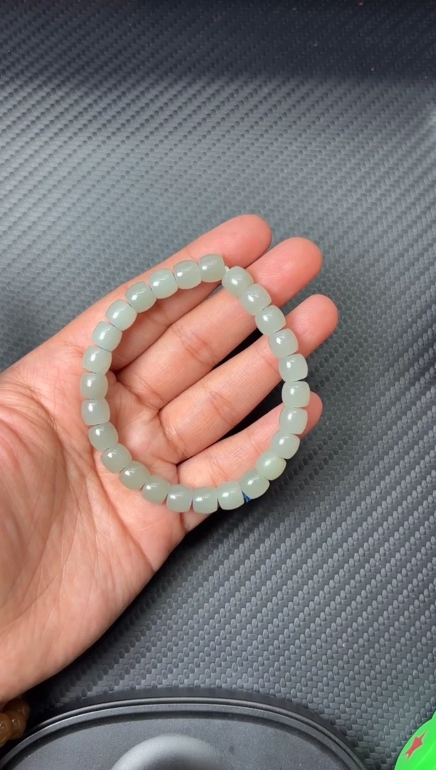 未镶嵌手串和田玉且末微色差近矿卡10