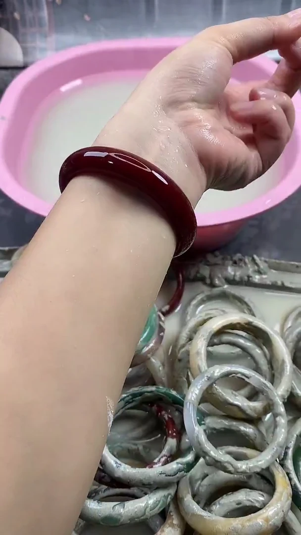 未镶嵌手镯石英质玉8