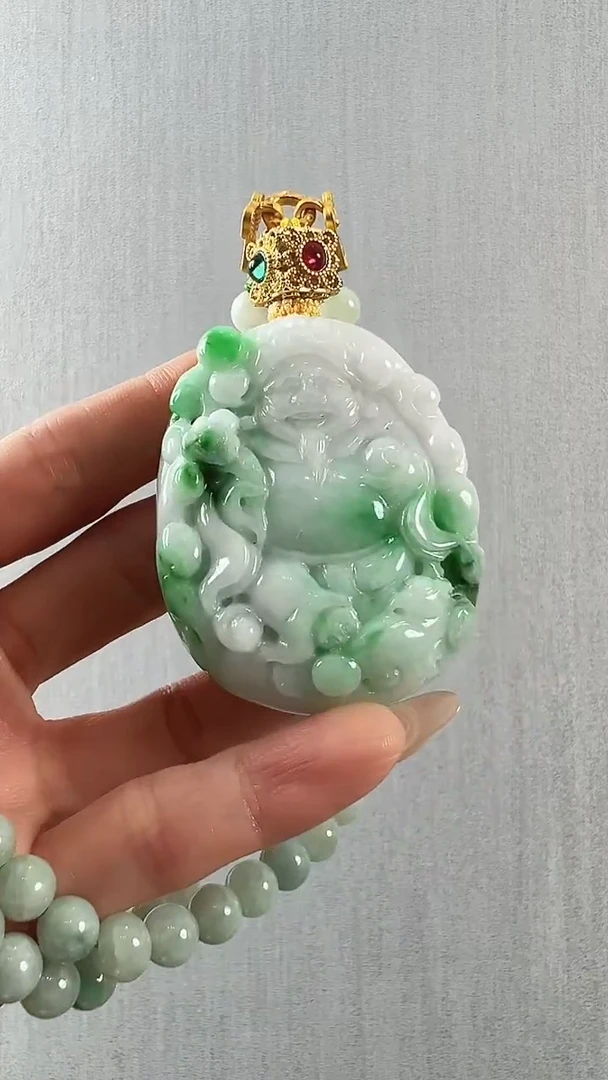颈饰未镶嵌翡翠财神
