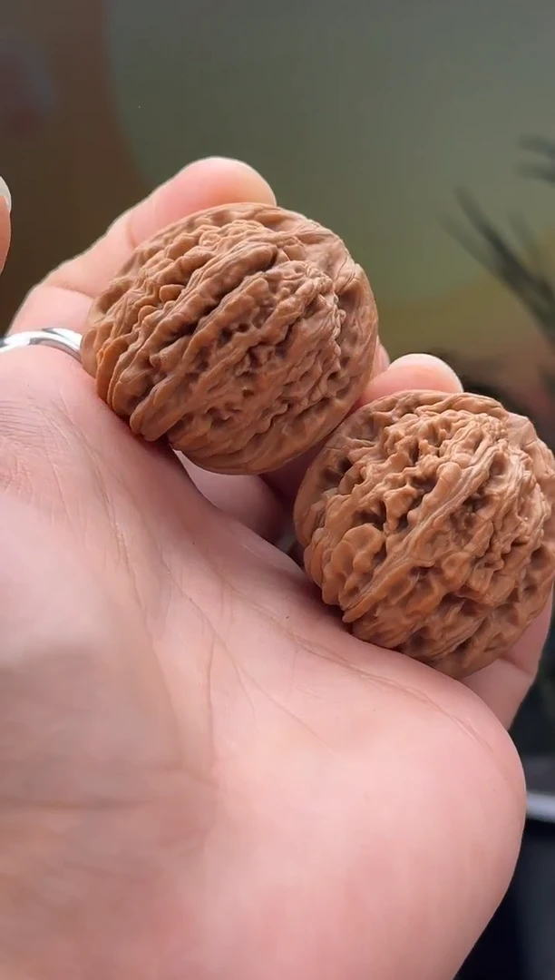 【闪购商品】文玩核桃吊坠四座楼核桃001