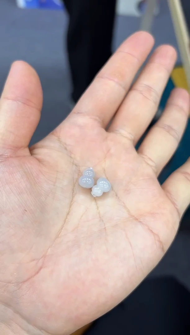 颈饰未镶嵌和田玉～***～一对