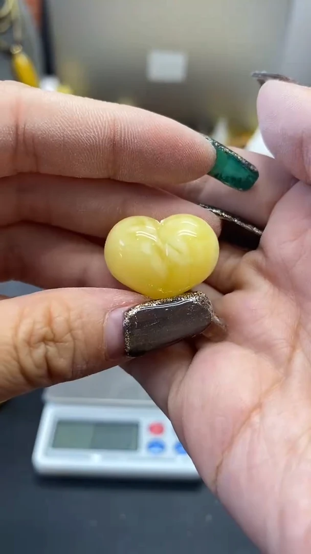 未镶嵌琥珀珠宝奇石1729