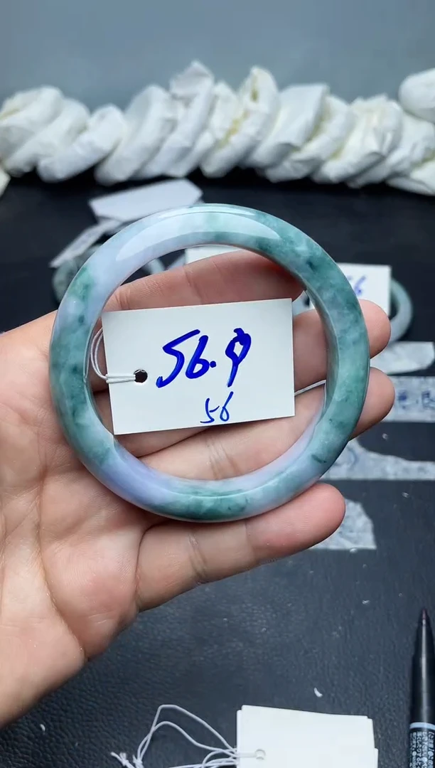 未镶嵌手镯翡翠56