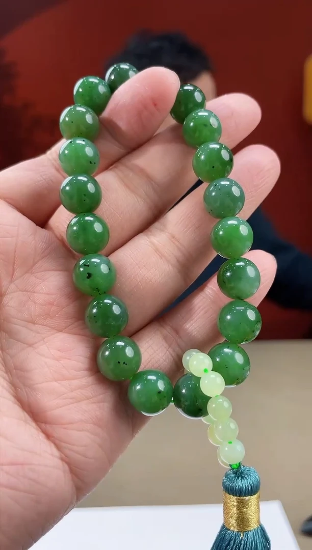 【闪购商品】定制和田玉多样性发货拍一发一02035