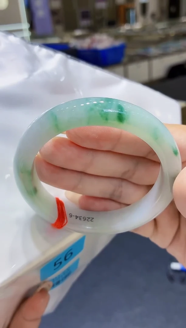 未镶嵌手镯翡翠翡翠手镯56