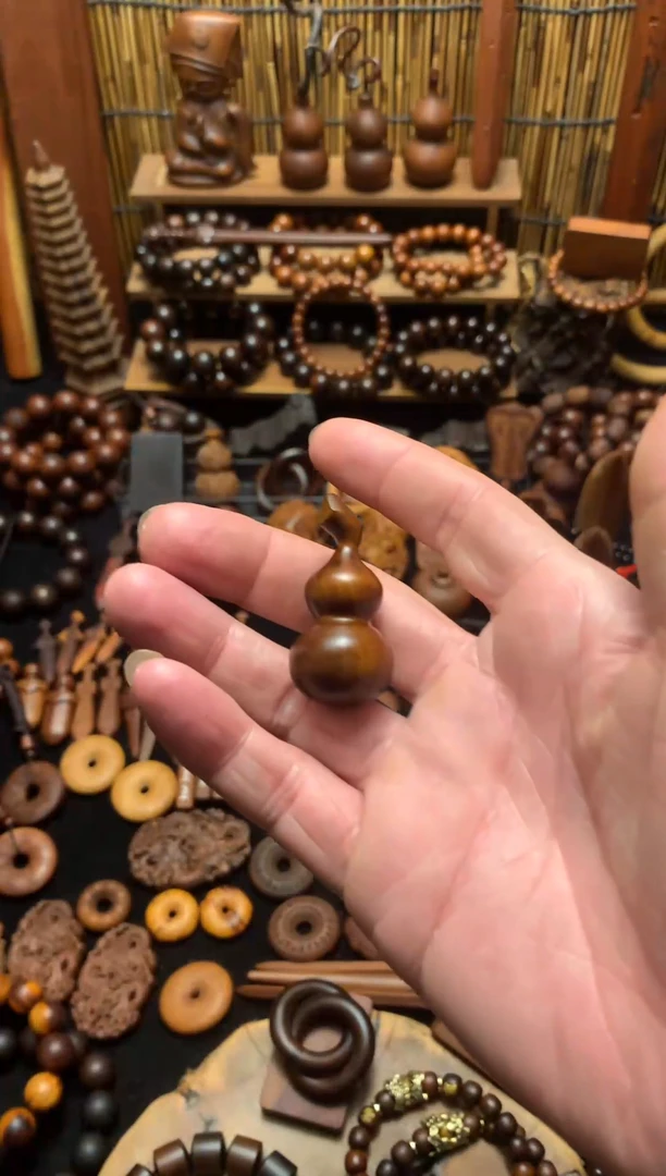 【闪购商品】枣木玉化小葫芦一物一拍