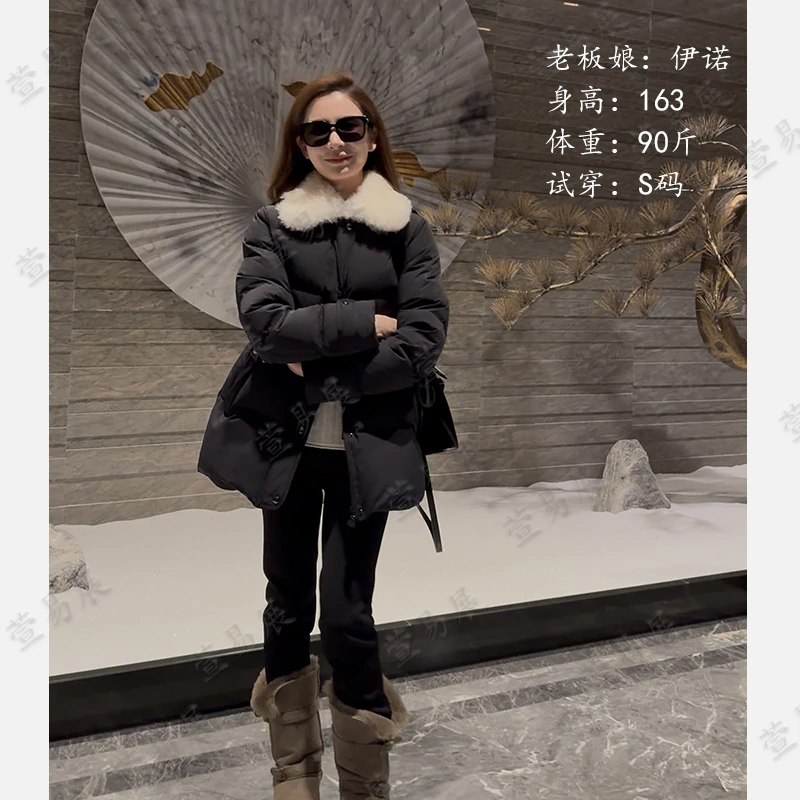 萱易展-“雪境”90白鹅绒可拆卸羊皮毛一体毛领鹅绒服-WT121701