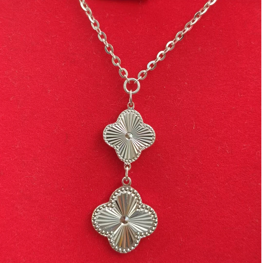 坠链均925银 小众项链女镭射四叶草礼物简约