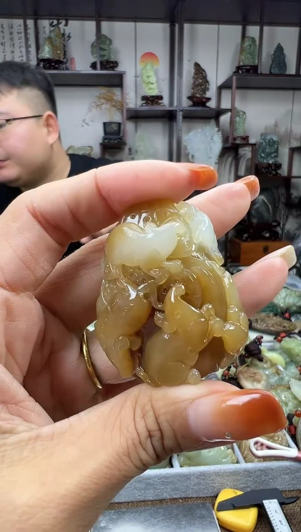 未镶嵌和田玉把件1