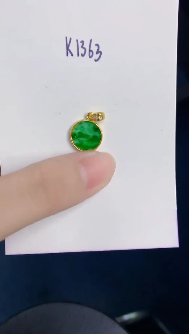 颈饰未镶嵌翡翠天然翡翠缅甸A货