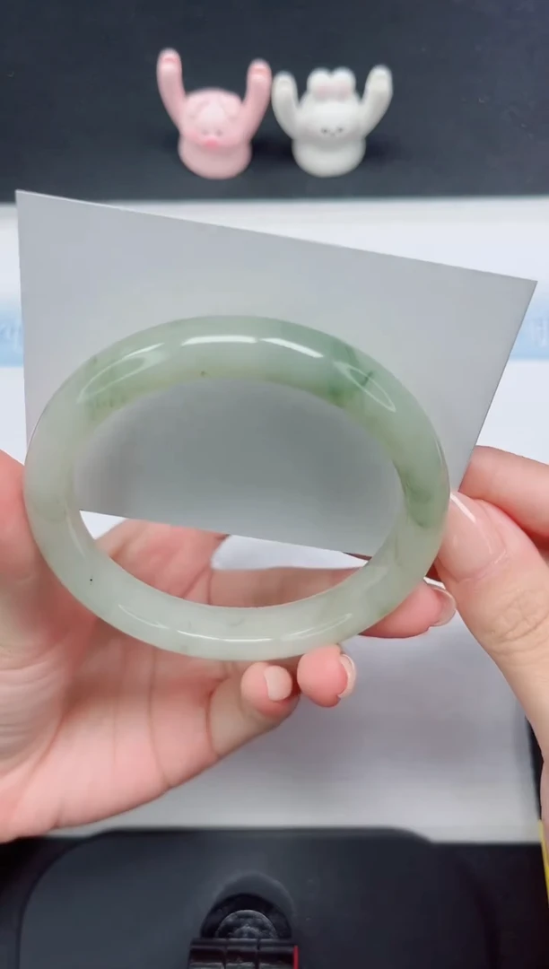 【闪购商品】石英质玉手镯未镶嵌96-62.3