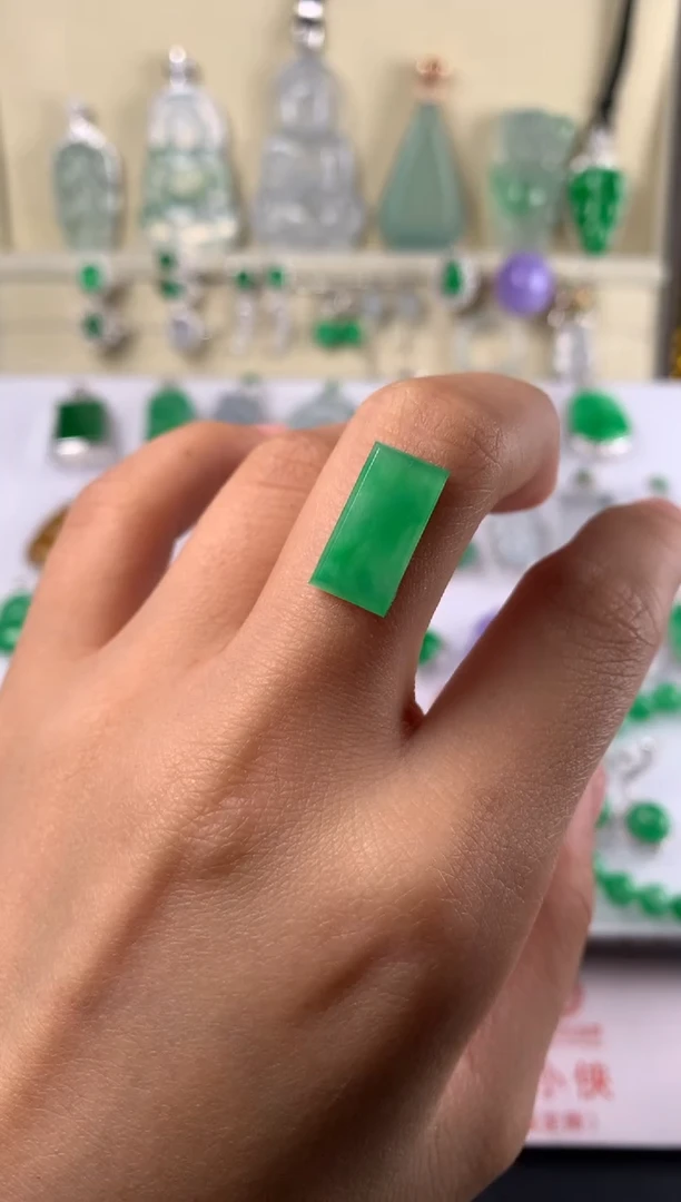 未镶嵌定制翡翠裸石（镶嵌定制）