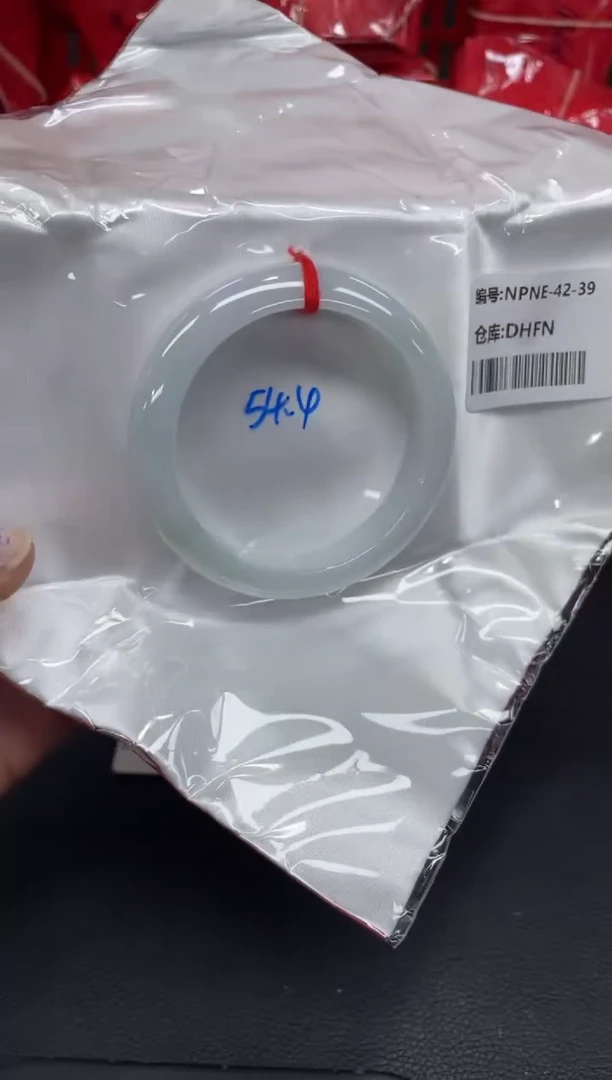 未镶嵌手镯翡翠翡翠手镯
