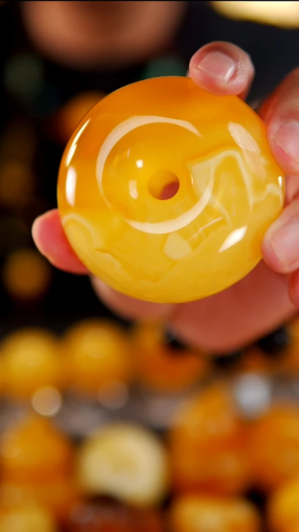 裸石琥珀未镶嵌148.2妖花溶洞平安扣