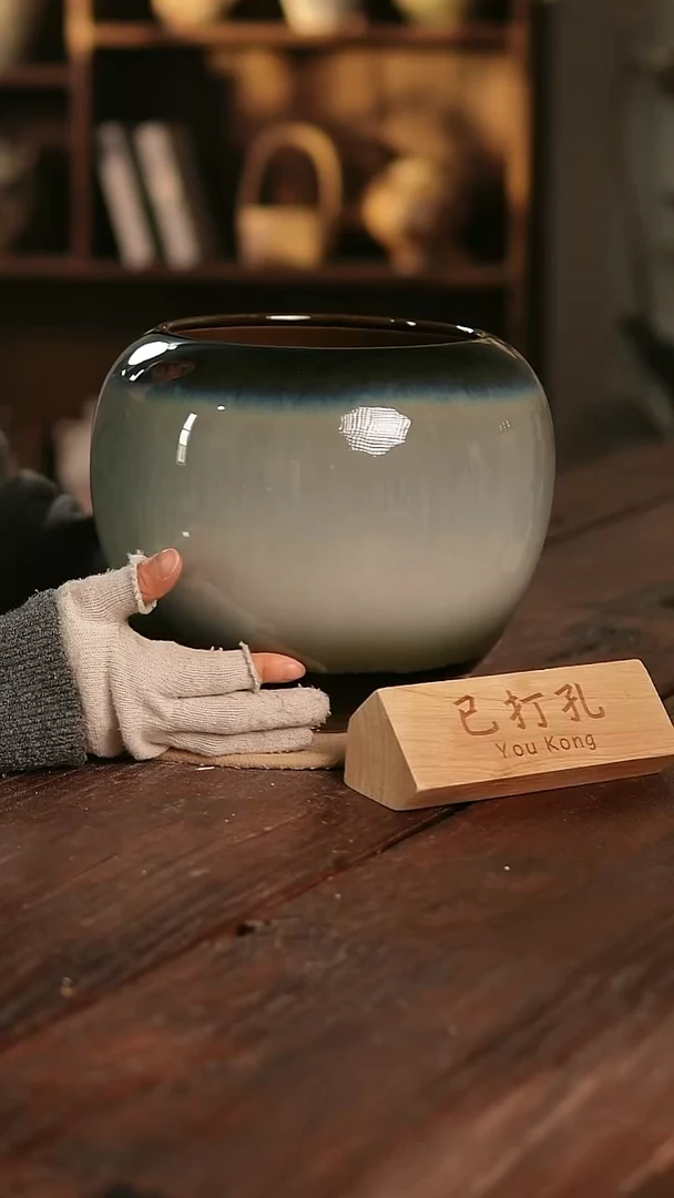 摆件11-129高23口16误差2已打孔