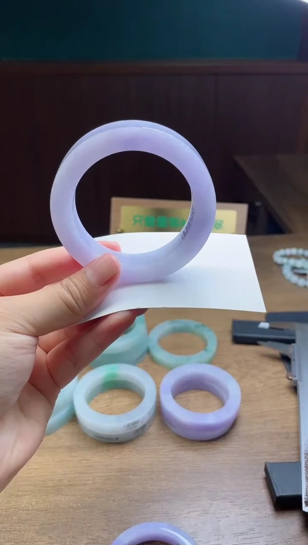 未镶嵌手镯定制翡翠七*定制