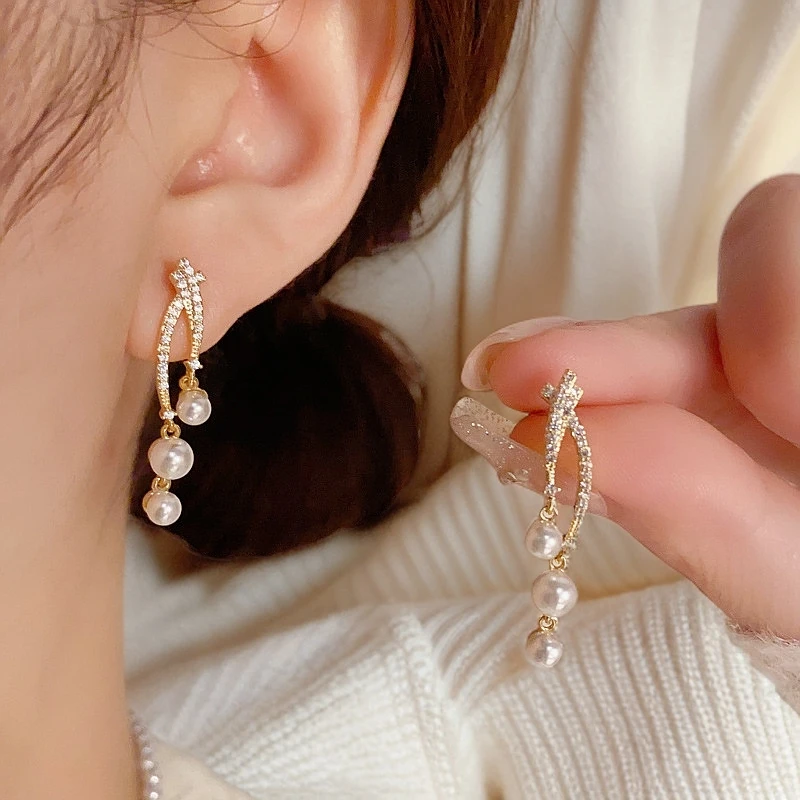 铜合金锆石耳饰 锆石交叉线条珍珠ins流苏耳环轻奢小众高级感耳钉
