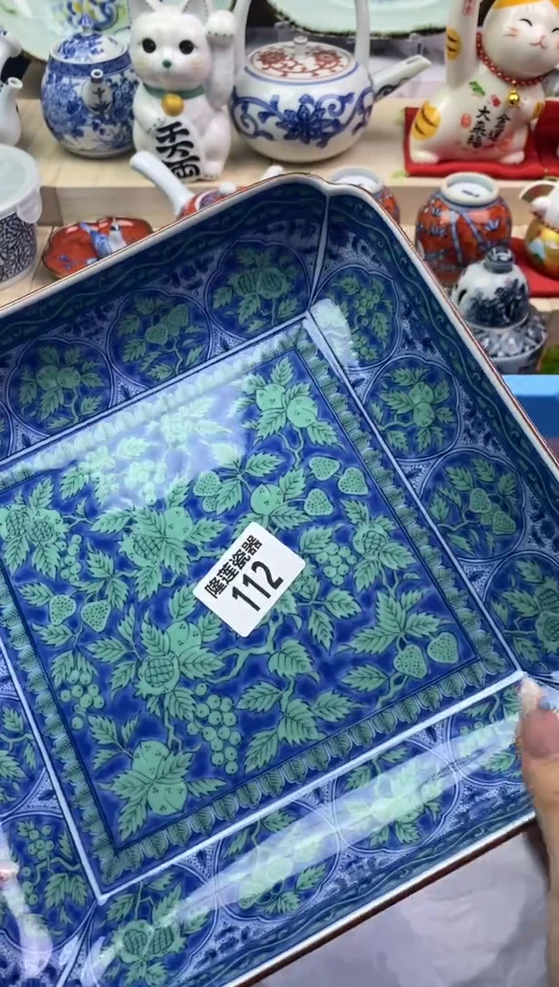 【闪购商品】瓷片隆莲瓷器欢迎大家