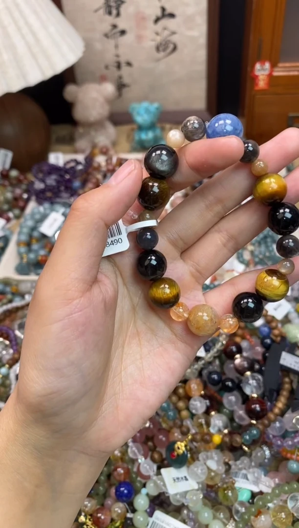 未镶嵌石英质玉手饰489