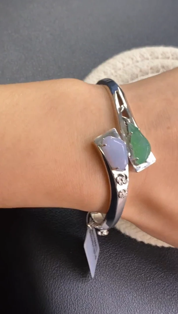 颈饰银S925镶嵌翡翠净货17677