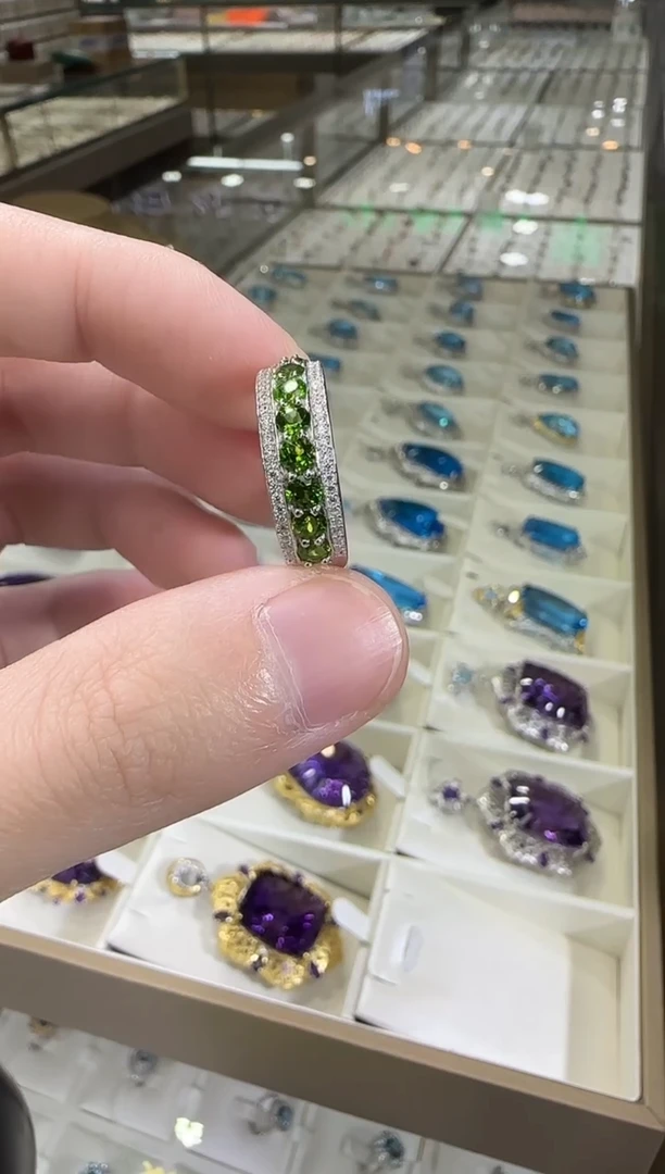 银S925镶嵌透辉石戒指5mm戒指设计款