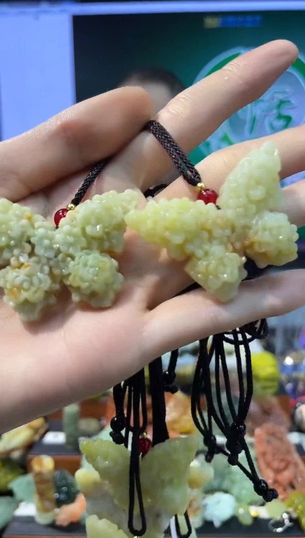 【闪购商品】岫玉吊坠未镶嵌·多样性发货*拍一发一