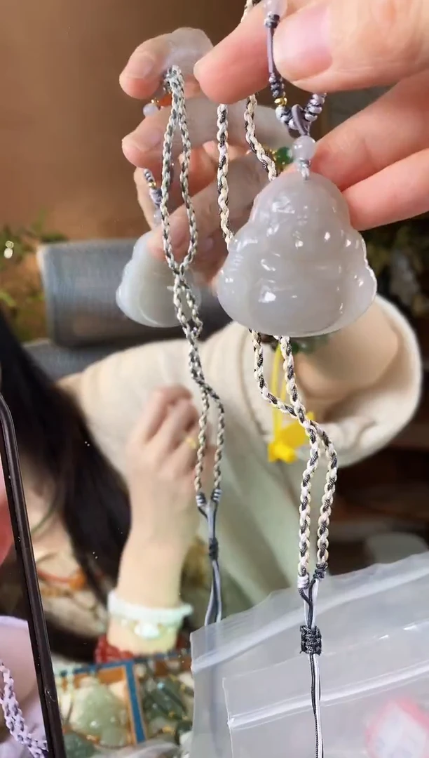 颈饰未镶嵌和田玉35冰烟紫佛