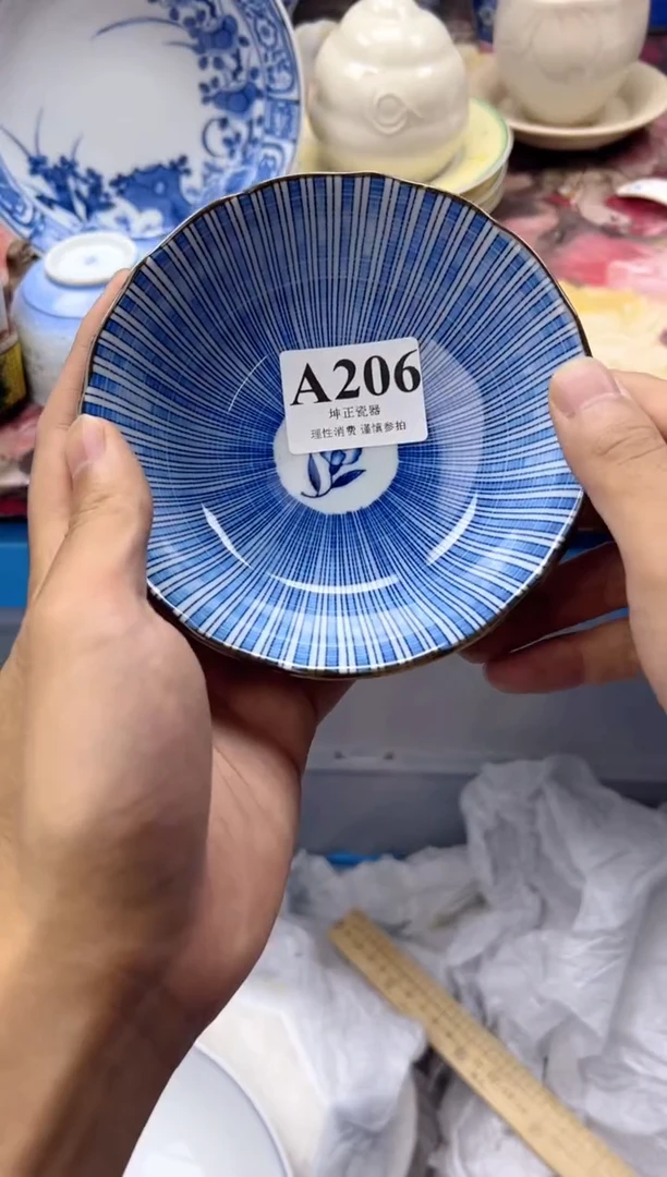 瓷片L****u    A206