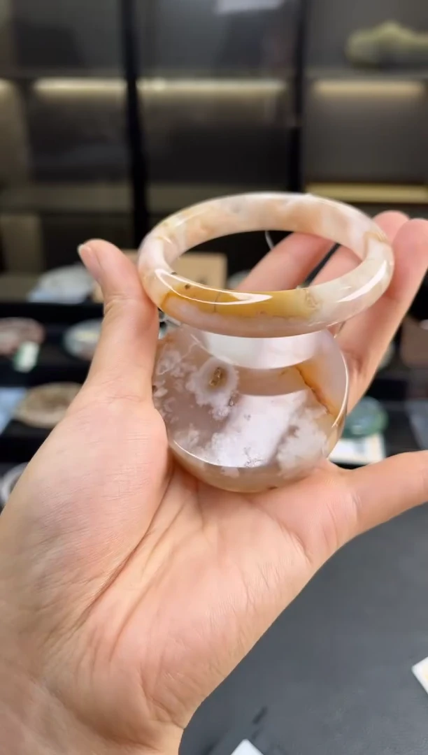 石英质玉手镯未镶嵌58圈口（赠送镯心）3379091