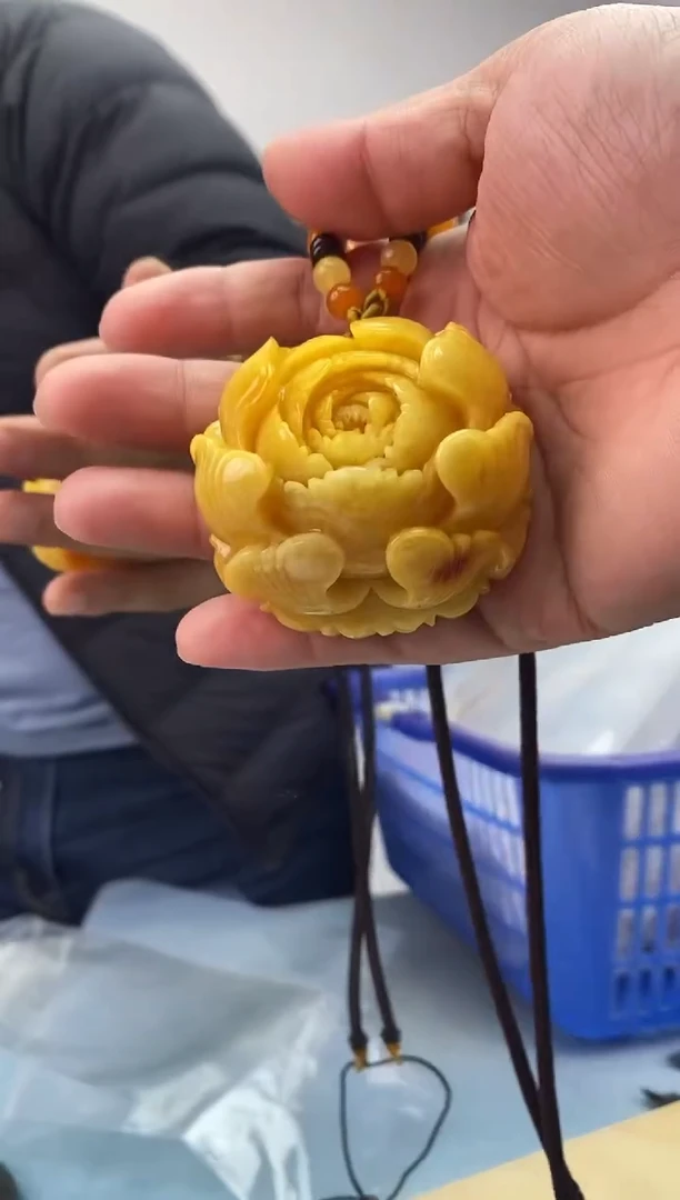 琥珀未镶嵌珠宝奇石假一罚十，多样性发一件059
